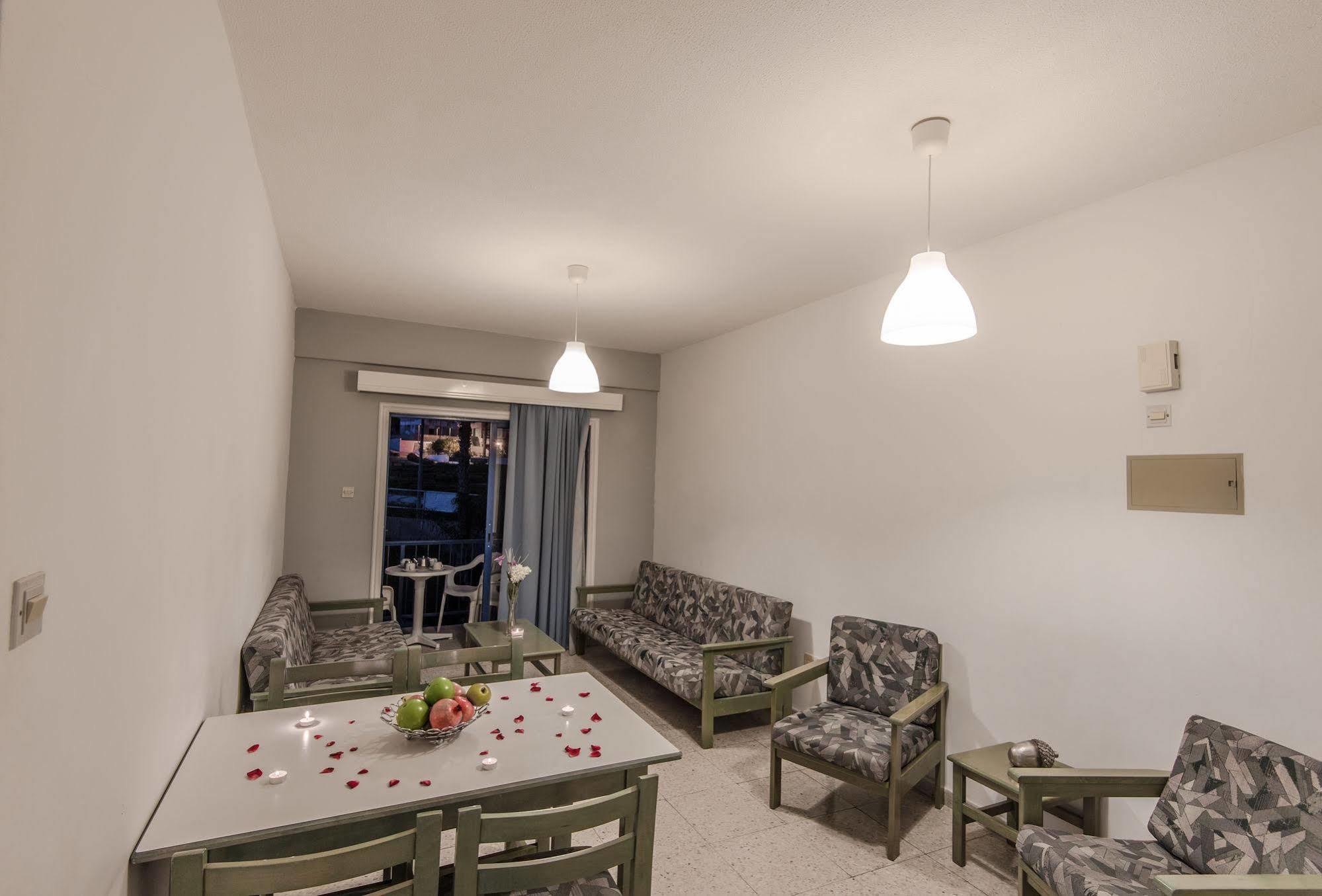 Cordelia Hotel Apartments Ayia Napa Exteriör bild
